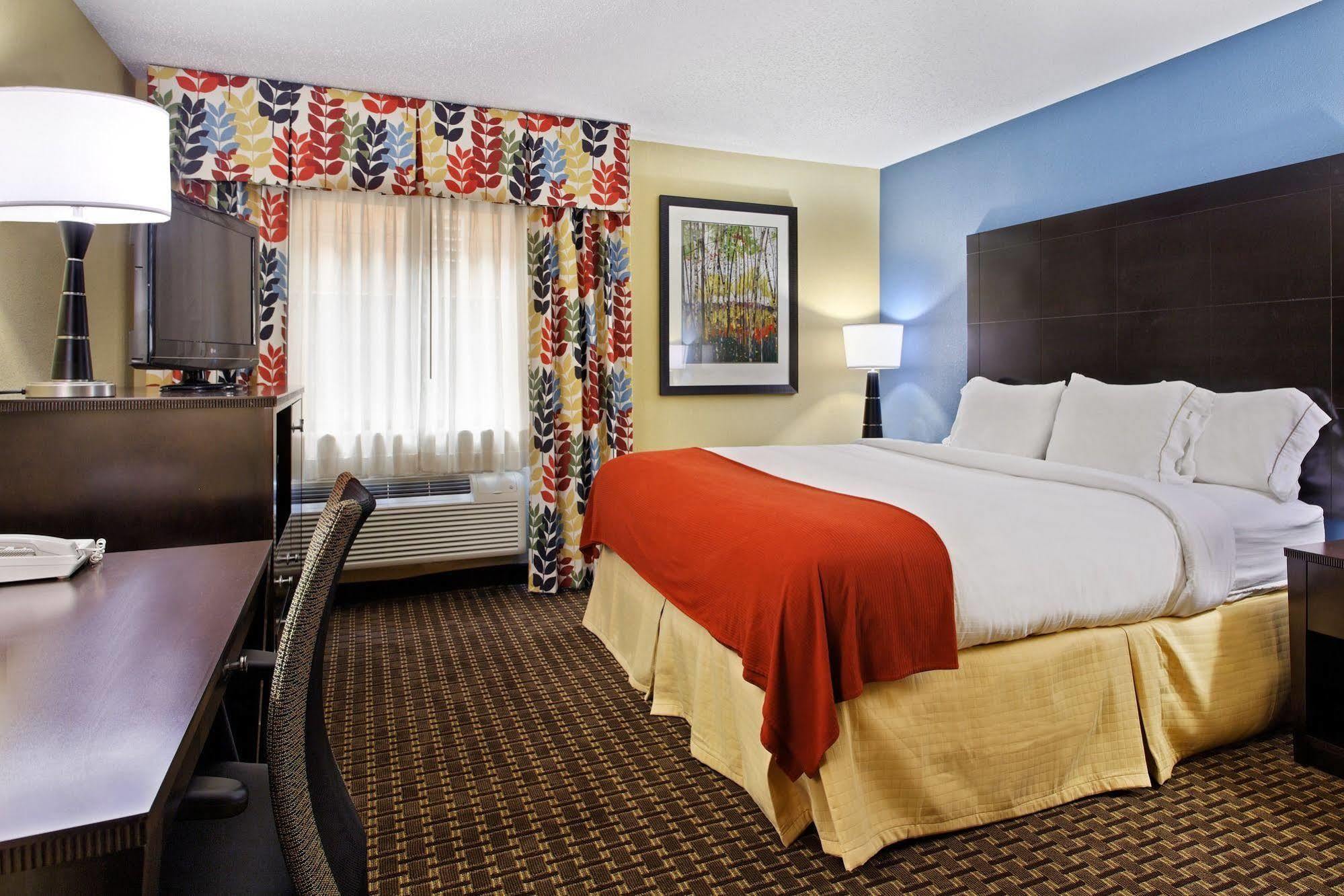 Holiday Inn Express Hotel Fort Campbell-Oak Grove By Ihg Exteriér fotografie